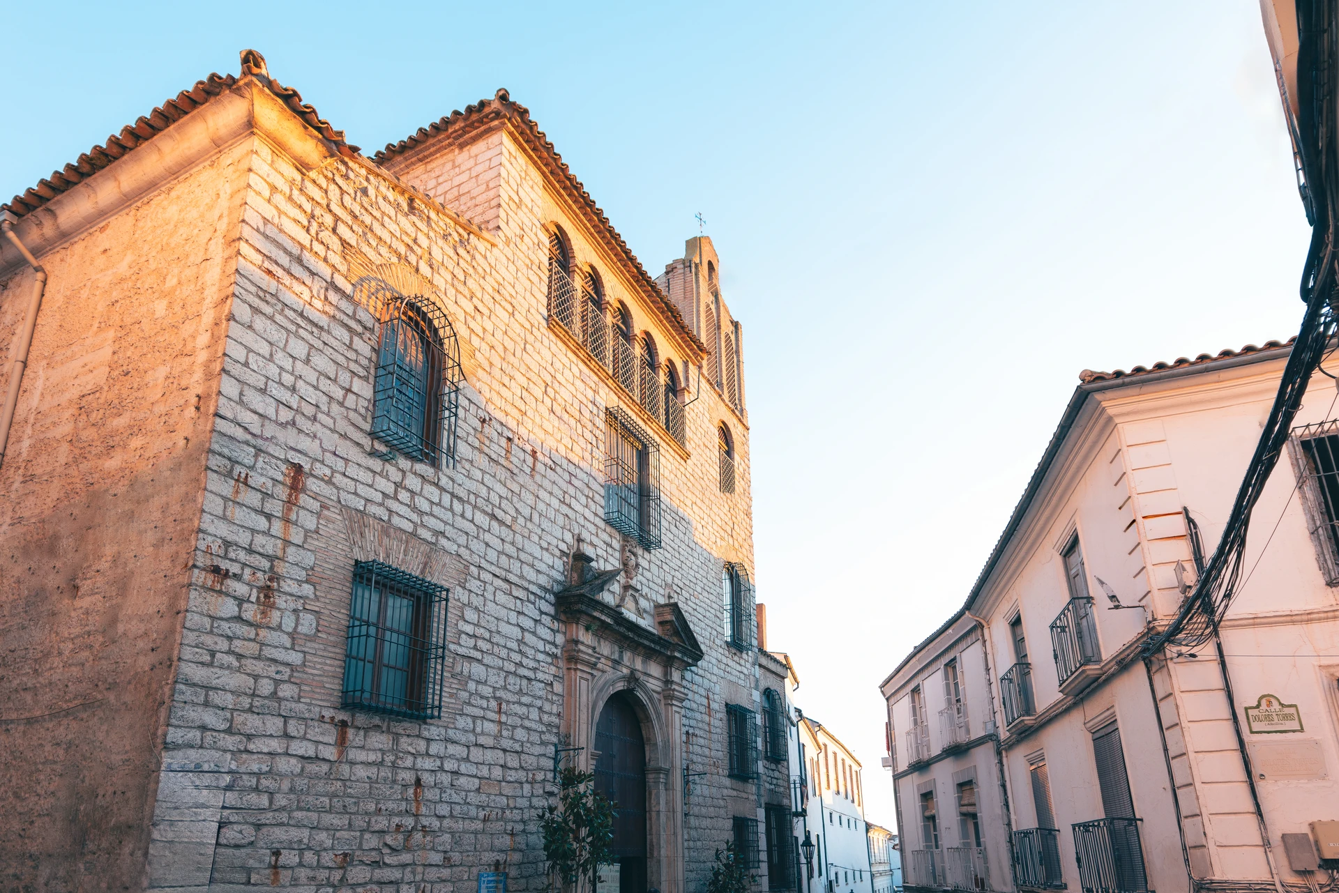 Iglesia de las Reverendas Madres Trinitarias