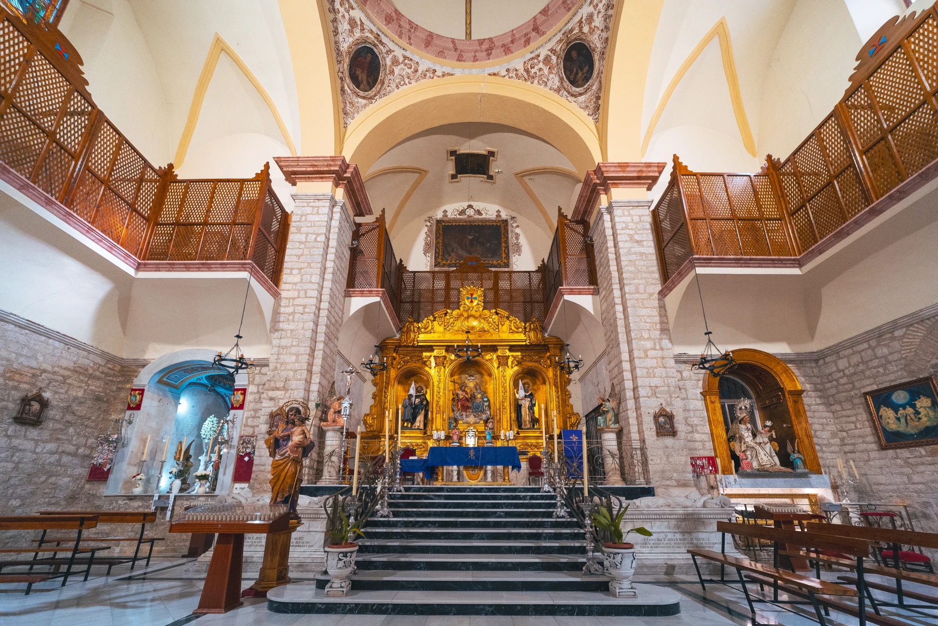 Iglesia de las Reverendas Madres Trinitarias