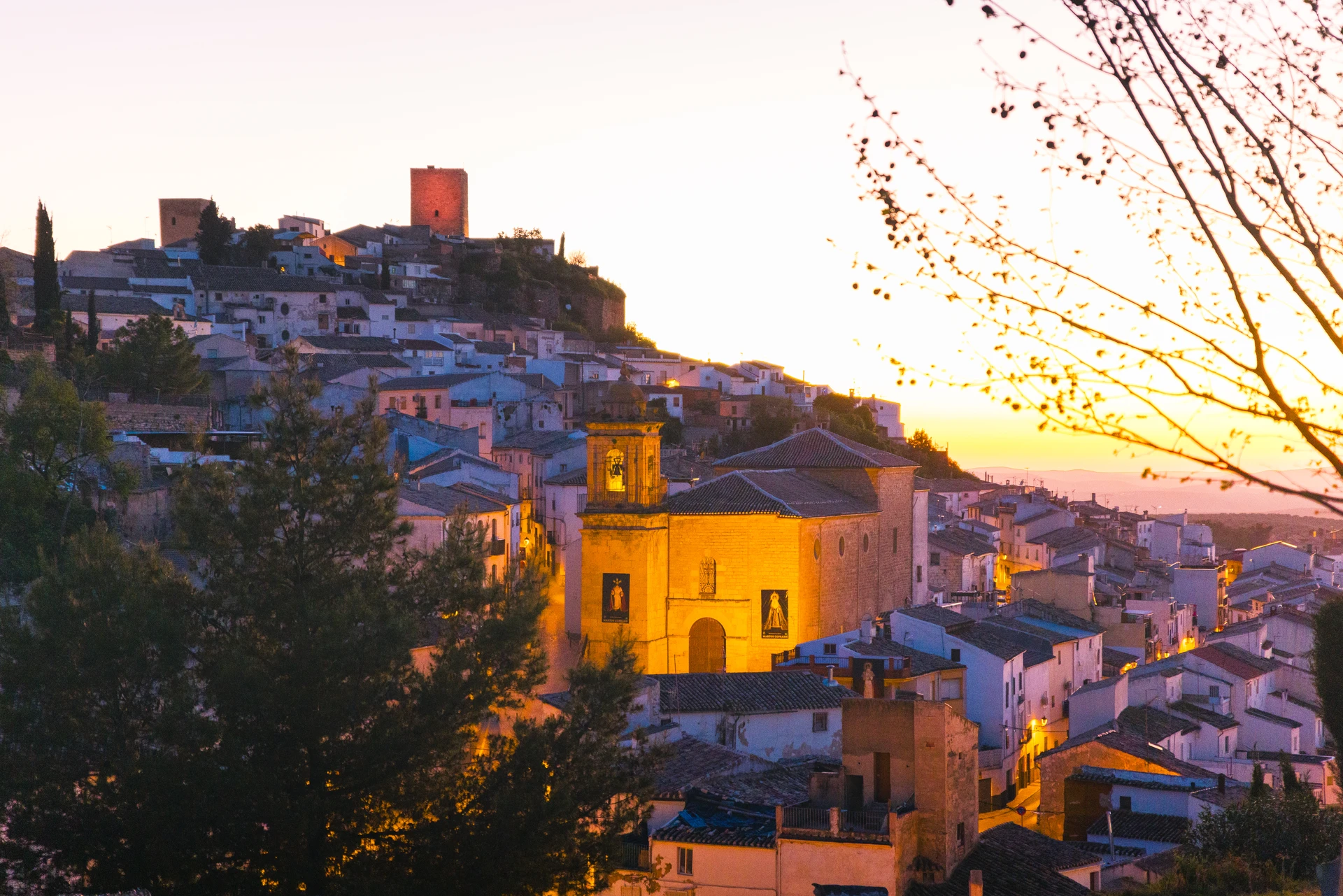 Iglesia Parroquial de San Amador y Santa Ana