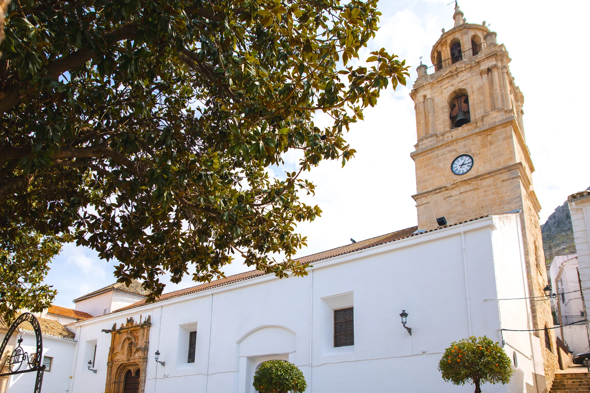 Real Iglesia Parroquial de Santa Marta