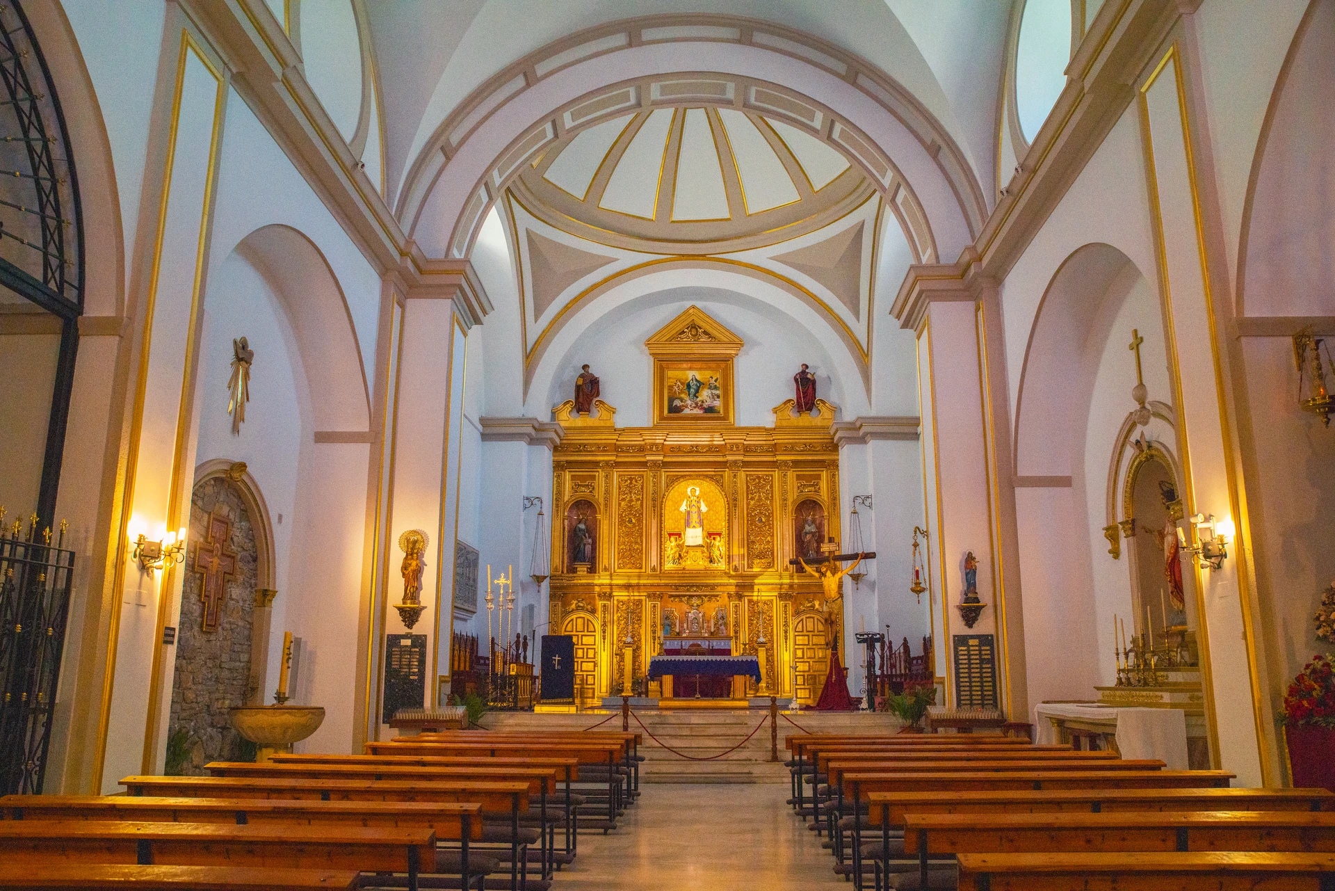 Real Iglesia Parroquial de Santa Marta